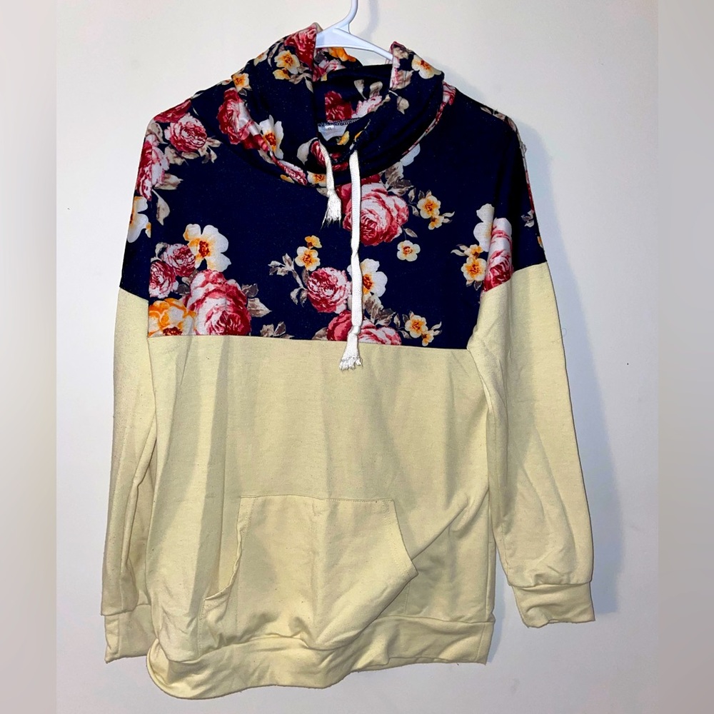Floral Cowl Neck Pullover